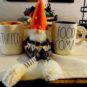 2 Rae Dunn mugs and gnome